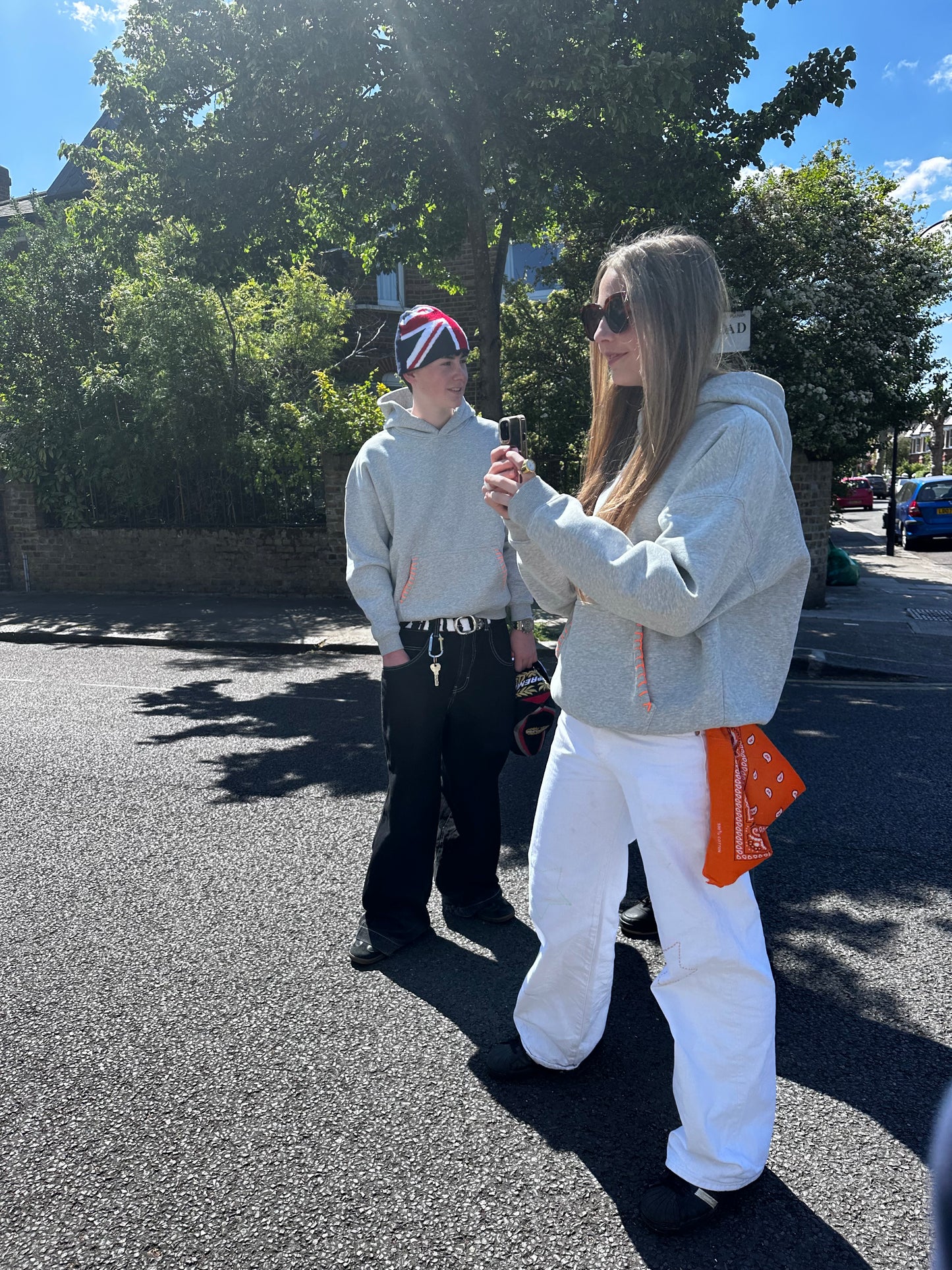 Grey + Orange 🩶🧡